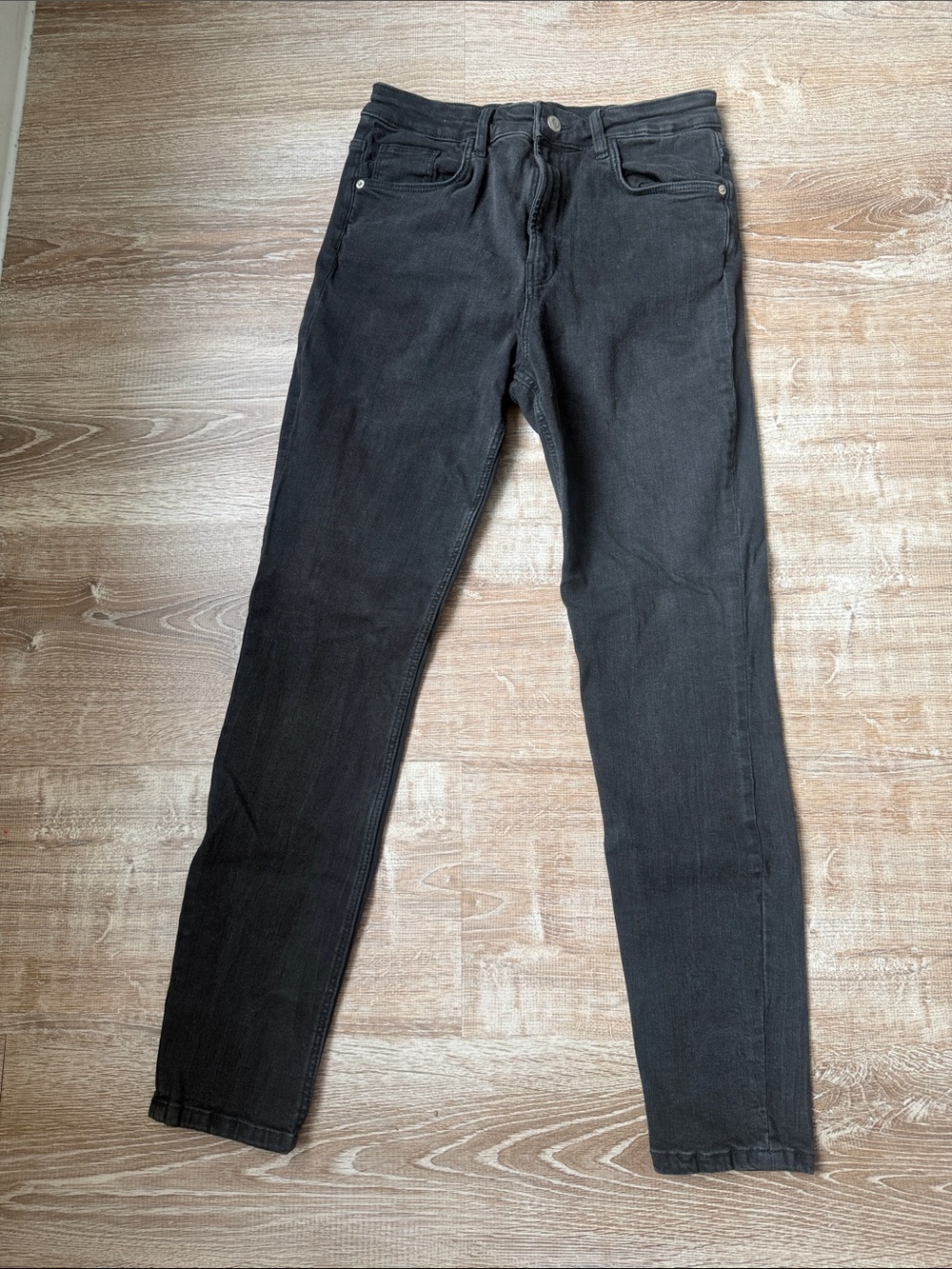 Zara Skinny Black Jeans - Slim Fit Stretch Denim